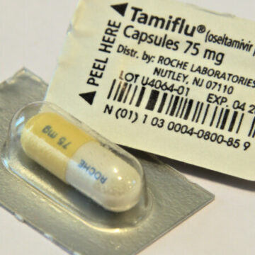Sunt tot mai multe cazuri de gripă de tip A în România, însă Tamiflu aproape a dispărut din farmacii