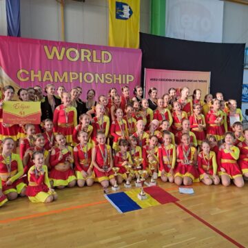 011a4c982c9e21ee623ca25f6ef0c73a.jpeg Majoretele din Cluj au făcut senzație la Campionatul Mondial de Majorete – FOTO