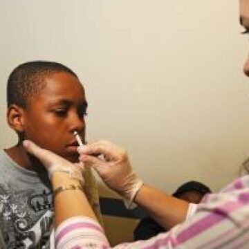 STUDIU Sprayul nazal cu ketamină ar putea ajuta la tratarea migrenelor cronice