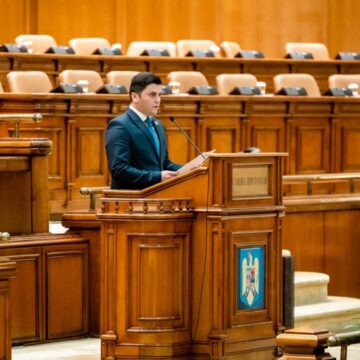1686029983_index.jpeg Ironie legislativă: Parlamentarii votează la jumătatea anului ca 2023 să fie „Anul Iuliu Maniu“