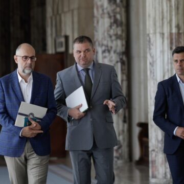 1686227150_index.jpeg UDMR nu renunță la ministerele-cheie. Preluarea Dezvoltării de PSD sau PNL , echivalentă cu scoaterea de la guvernare SURSE