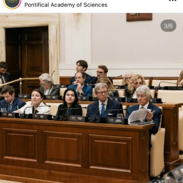 1686583381852.jpg Soția magnatului italian Piero Ferrari, la Summitul de Etică în Business, de la Vatican. Romina Gingasu, discurs în fața ”greilor” din afaceri
