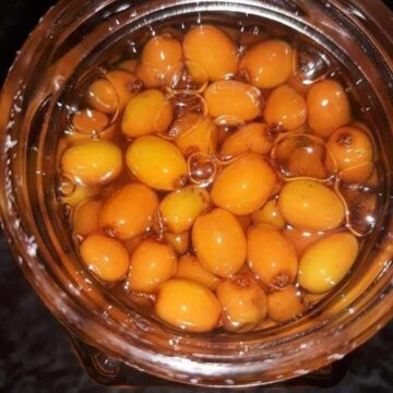 De ce este bine să consumăm cătină cu miere. Leacul este bun și pentru vedere