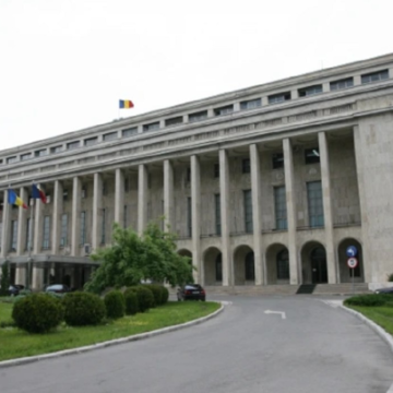 Ciolacu și Burduja, cei mai vizibili miniștri. Cine sunt codaşii clasamentului