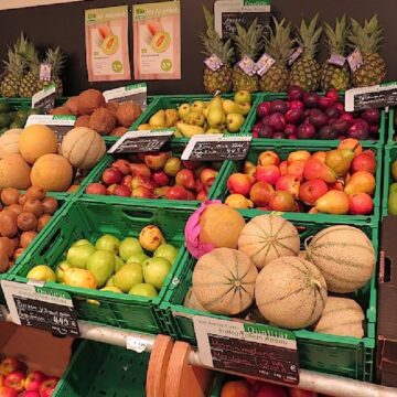 Fructele și legumele, pericol pentru viața pacienților cu probleme la rinichi. Medicii trag un semnal de alarmă