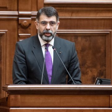 1687999351_index.jpeg Legea Anastasia, adoptată în Parlament. Care sunt noile prevederi pentru șoferi