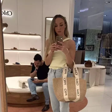 alexandra-cosoff-instagram-2.webp.webp Are cazarea asigurată, iar salariul nu este impozitat
