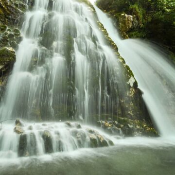 c543ddb00b918367e0a5d8a0bfb04b19.jpg Cascada Urlătoarea, minunea naturii din Bucegi – Cum se poate ajunge la acest punct turistic
