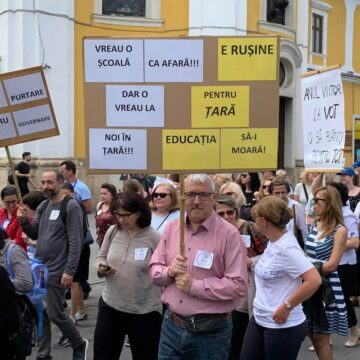 da9e0a96d64878b08e6e5d3c01ea69a5.jpeg Salariile profesorilor vor fi mărite! Ordonanța de Urgență a fost publicată în Monitorul Oficial