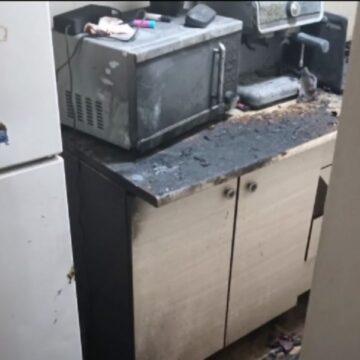 e150059778c938509215c48ebd1fcd41.jpg O baterie a unei biciclete electrice a explodat într-un apartament din România