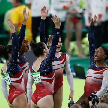 1-45.jpg Larry Nassar, medicul care a abuzat sute de gimnaste din lotul național al Statelor Unite, înjunghiat în închisoare