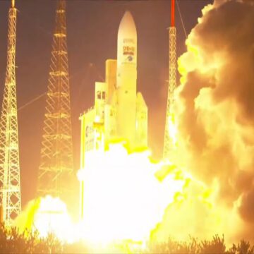 UXt9qBsQiwwgAcjbiS3piB-scaled.jpg VIDEO. Încă un capitol se încheie. Racheta europeană Ariane 5 a decolat pentru ultima dată