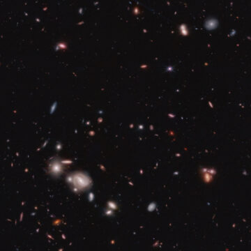 Telescopul James Webb a descoperit cea mai îndepărtată gaură neagră activă supermasivă, denumită CEERS 1019