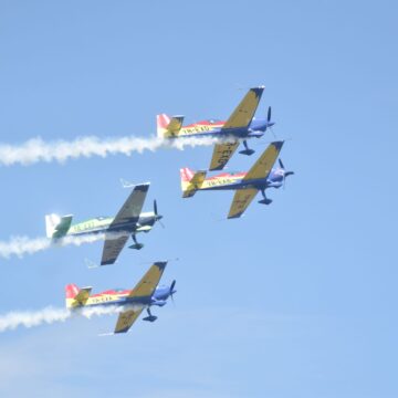 Show total la mitingul aviatic de la Dezmir! Șoimii României au fot vedetele zilei – Galerie FOTO