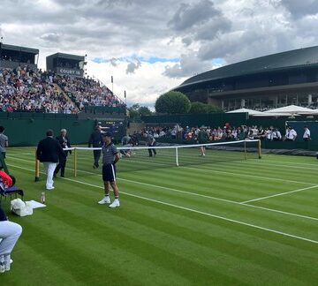 Activiștii de mediu întrerup o partidă de tenis la Wimbledon. 2 persoane sunt reținute