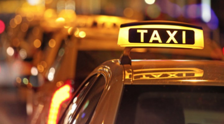 0035f7abcc8d3242b00a0e9d610b987e.jpg Cum a plătit un clujean de 10 ori cursa cu taxiul: ”Acum nu mai pot da de taximestrist să îi bat obrazul!” – FOTO