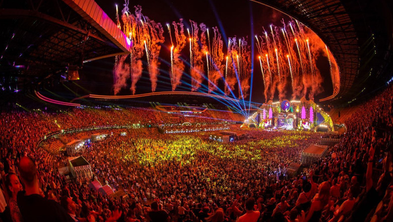 0608f58b431c1e1aeb16b48cd28a0d8a.jpg Câți bani intră în Cluj-Napoca în urma festivalului Untold 2022. Calculele sunt înaintea marelui eveniment