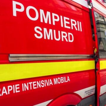 Incendiu la o casă din localitatea Baciu. Focul a pornit de la o priză electrică