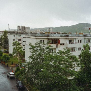 5bd3fc078e5b037819a166e6138c78da.jpg Urmează o nouă scumpire a locuințelor. Impozit de 5% la vânzare impus de Guvern. De ce e nevoie de așa ceva?