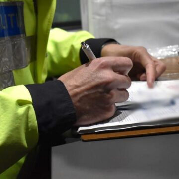 Teribilist pe șoșelele din Cluj! A fost prins circulând cu peste 100 km/h, beat și sub influența stupefiantelor