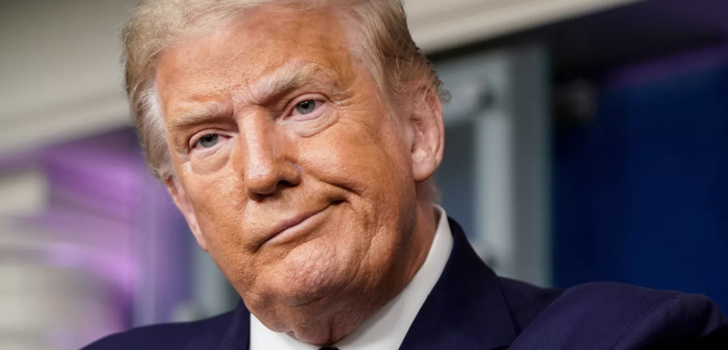 Donald-Trump-despre-fostul-secretar-de-stat-american-Colin-Powell-e1692908400308.png Donald Trump se predă joi seara, pentru a patra arestare. “Sunt niște animale sălbatice”
