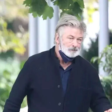 https3A2F2Fwww.gandul.ro2Fwp-content2Fuploads2F20222F022FAlec-Baldwin-_webp.jpg Răsturnare de situație în „cazul Rust”, în care actorul Alec Baldwin este acuzat de omor involuntar. Ce DEZVĂLUIE un nou raport