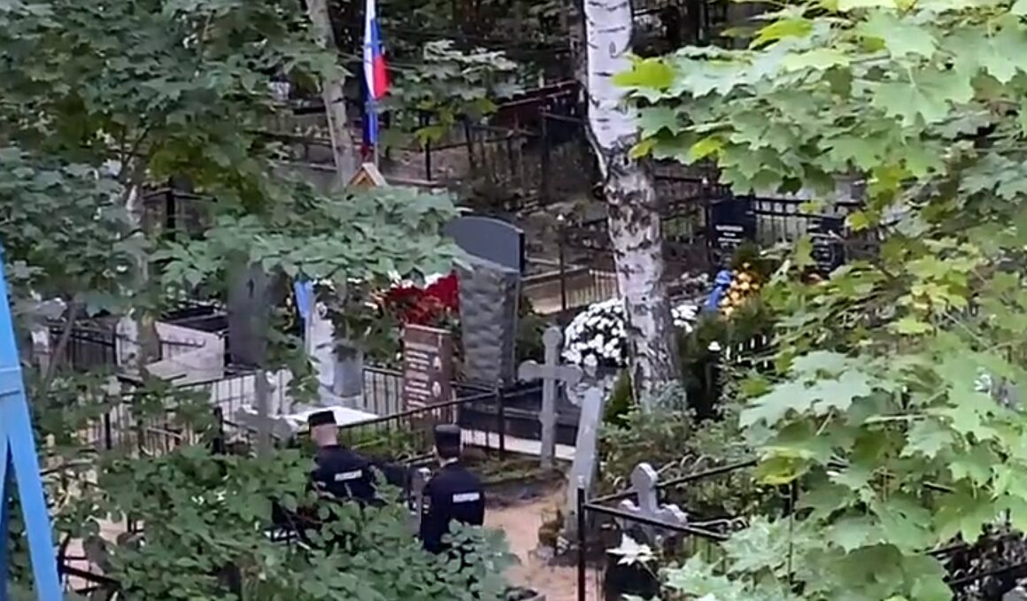 prigojin-1.jpg Cum arată MORMÂNTUL lui Evgheni Prigojin. Fostul ”Erou al Rusiei”, îngropat în secret fără onoruri militare