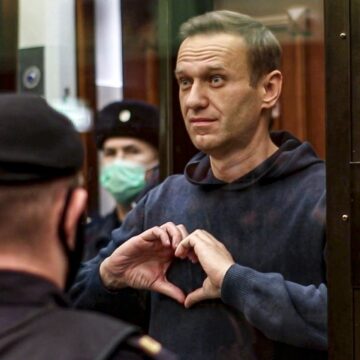 Alexei Navalnîi, condamnat la încă 19 ani de închisoare