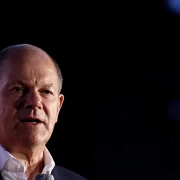 Cancelarul-Olaf-Scholz.webp.webp Cancelarul german Olaf Scholz a căzut în timp ce făcea jogging
