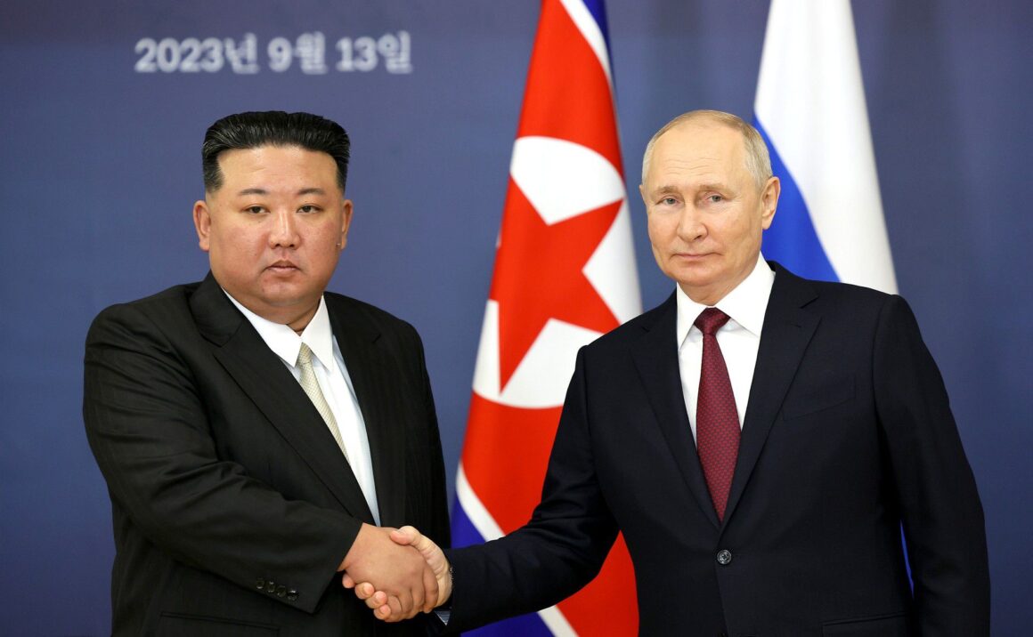 putin.kim1_.jpeg VIDEO | Dictatorul de la Phenian îl susține pe Putin în războiul împotriva Ucrainei. Ce delicatese au avut pe masă Kim și Putin? VIDEO
