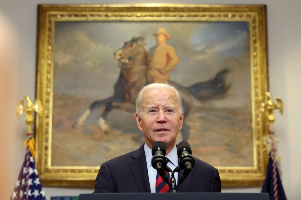 Joe Biden e îngrijorat de impasul politic care afectează finanțarea pentru Ucraina, dar se declară încrezător că va găsi o soluție