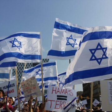 Trei ostatici israelieni, eliberați de HAMAS. Cine sunt prizonierii care s-au întors la familiile lor după aproape 500 de zile de captivitate