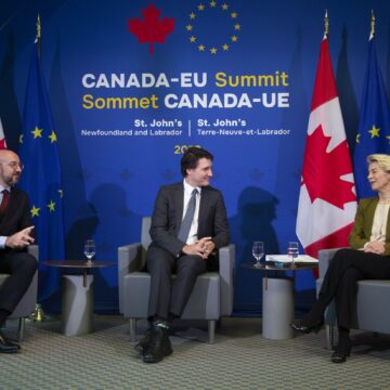 profimedia-0824010661-scaled.jpg Summit UE-Canada | Ursula von der Leyen salută avansarea relațiilor / Președintele CE vrea relansarea procesului de pace israelo-palestinian