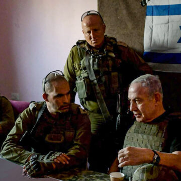 profimedia-0824435897.jpg Benjamin Netanyahu, supus presiunilor din partea partenerilor de guvernare, vrea demilitarizarea totală a Fâșiei Gaza