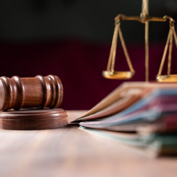 shutterstock_2012352206-1-scaled.jpg Jurnalist ACHITAT, deși era acuzat că și-a ucis soția cu brutalitate