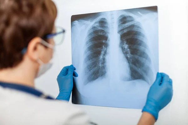 1706414697_index.jpeg Avertismentul unui medic: „Cel puţin în fiecare oră, un român moare de cancer”