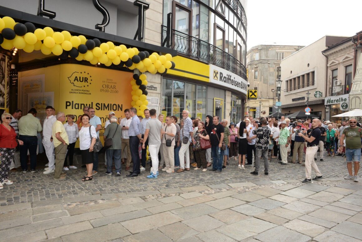 Tactica prin care AUR momește electoratul. „Apelează la emoție: casa, familia, bani, mie îmi pasă” ANALIZǍ