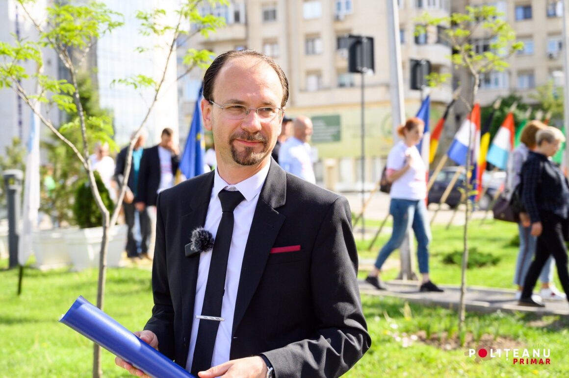 Mihai Poliţeanu: „Sebastian Ghiţă încă are un cuvânt de spus în politica ploieşteană”