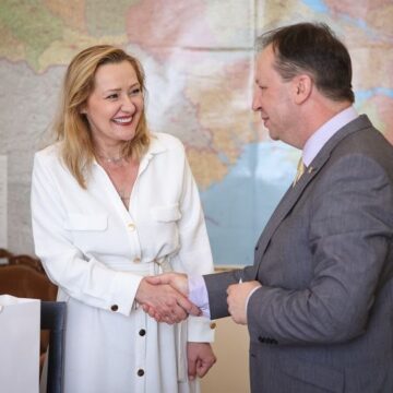 Elena Lasconi s-a întâlnit cu ambasadorul Ucrainei la București. „Vom susține Ucraina, atât timp cât este nevoie”