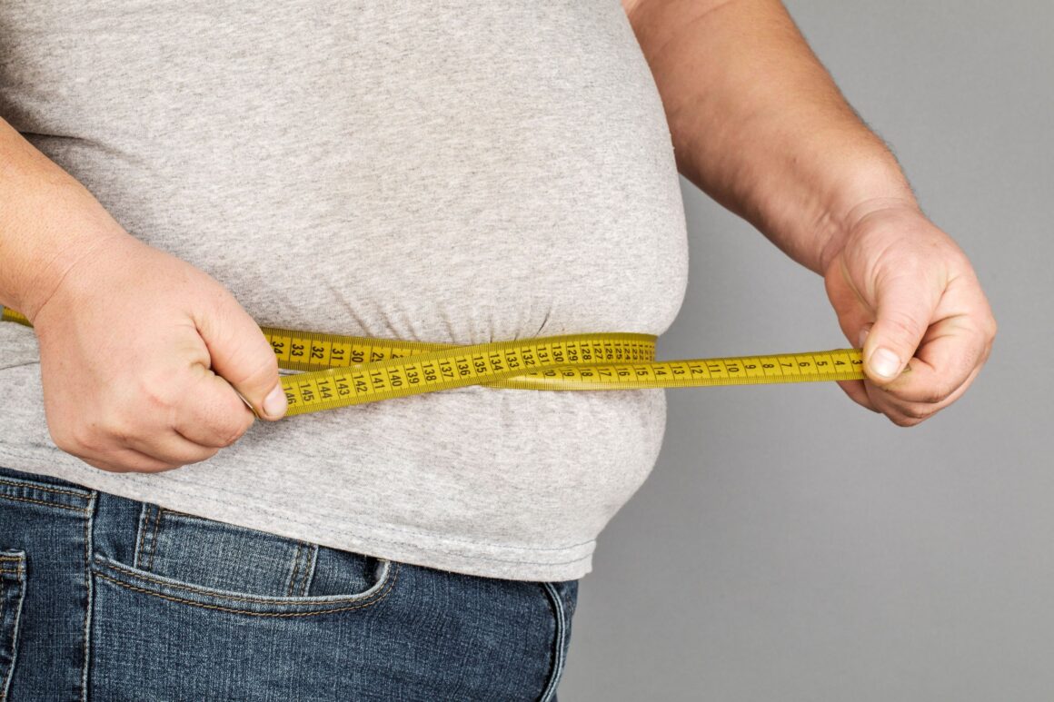 Balonul gastric antiobezitate, retras de pe piaţa franceză. Specialiștii avertizează că poate să provoace complicaţii grave