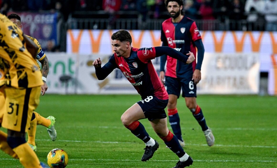 Seara-de-cosmar-pentru-Razvan-Marin-in-Serie-A-Echipa-sa-a-ajuns-in-zona-rosie-a-clasamentului-dupa-esecul-cu-Inter-Milano.jpg Echipa sa a ajuns în zona roșie a clasamentului după eșecul cu Inter Milano