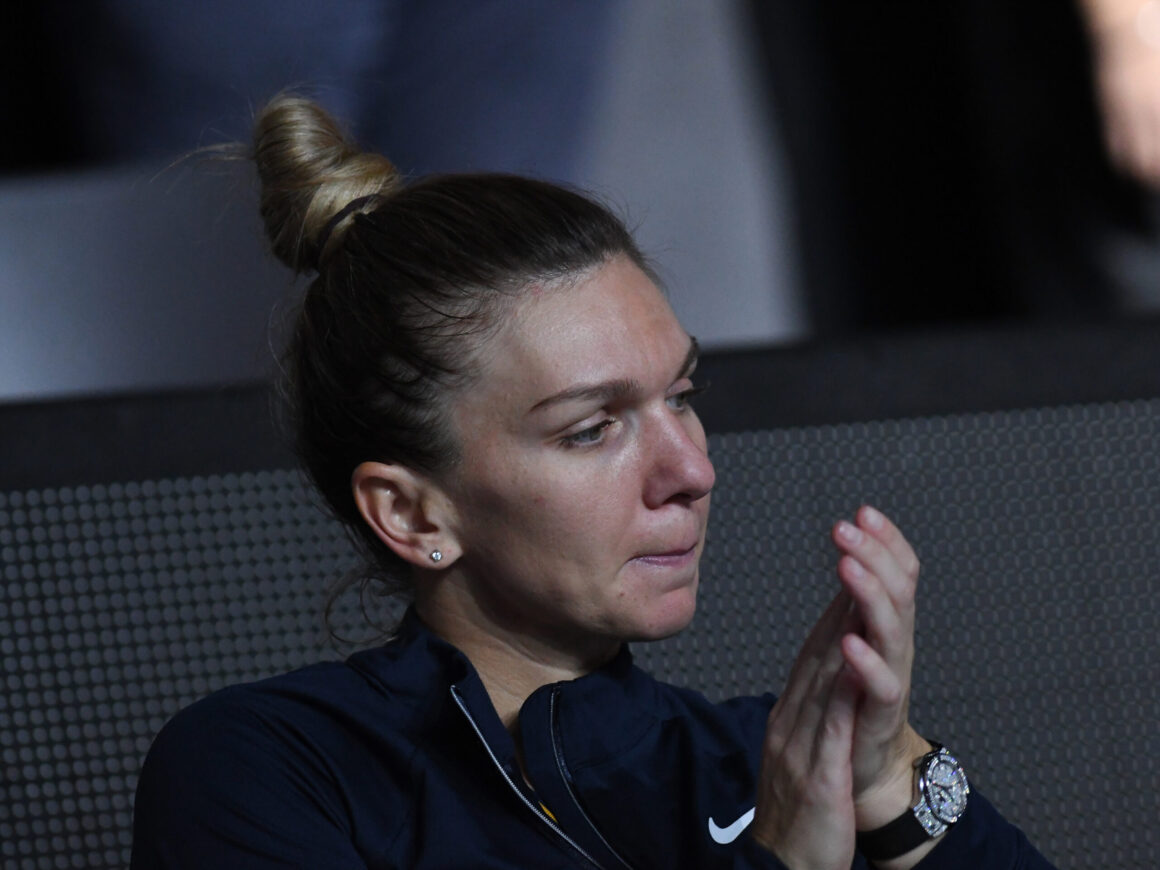 Simona-Halep-are-preturi-de-lux-la-hotelul-de-4-stele-din-Poiana-Brasov-care-ii-poarta-numele-Cat-costa-o-noapte-de-cazare-intr-o-zi-normala-scaled.jpg Simona Halep are prețuri de lux la hotelul de 4 stele din Poiana Braşov care îi poartă numele! Cât costă o noapte de cazare într-o zi normală