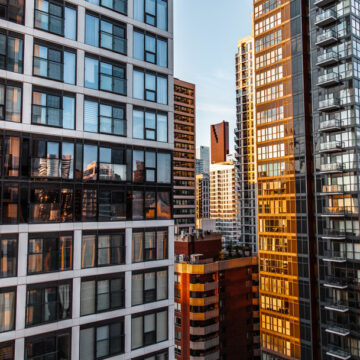 Piața imobiliarelor din România rămâne favorabilă în 2025