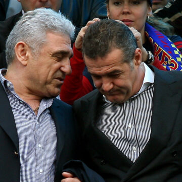 Gigi Becali i-a propus lui Giovanni Becali să cumpere FCSB la comun. „Te pui cu mine?”