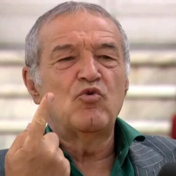 Gigi-Becali-si-a-facut-praf-amicul-din-Superliga.-L-a-certat-rau-de-tot-pe-patron-„Nu-ti-e-rusine-Ce-om-de-afaceri-esti-tu-Baga-4-milioane-de-euro-si-ia-fotbalisti.jpg „Nu ți-e ruşine? Ce om de afaceri eşti tu? Bagă 4 milioane de euro şi ia fotbalişti”