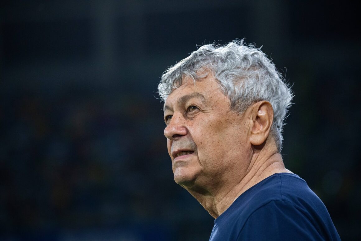 Mircea-Lucescu-gest-fabulos.-Selectionerul-Romaniei-a-pus-ochii-pe-fotbalistul-de-la-FCSB-si-l-a-sunat.jpg Mircea Lucescu, gest fabulos. Selecționerul României a pus ochii pe fotbalistul de la FCSB și l-a sunat