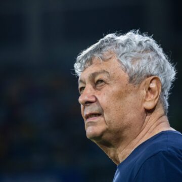 Mircea-Lucescu-gest-fabulos.-Selectionerul-Romaniei-a-pus-ochii-pe-fotbalistul-de-la-FCSB-si-l-a-sunat.jpg Mircea Lucescu, gest fabulos. Selecționerul României a pus ochii pe fotbalistul de la FCSB și l-a sunat