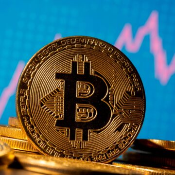 bitcoin_1701842285-scaled.jpg Bitcoin a scăzut sub 100.000 de dolari