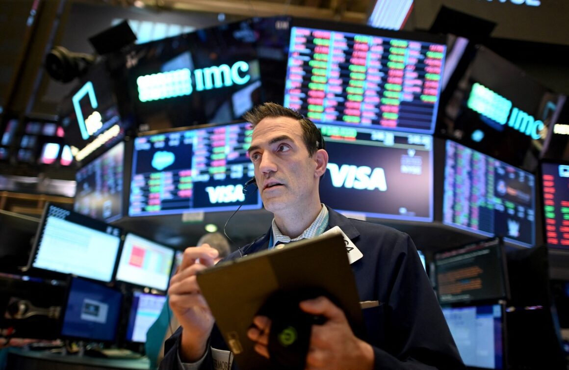 Nvidia a pierdut în câteva minute aproximativ 500 de miliarde dolari