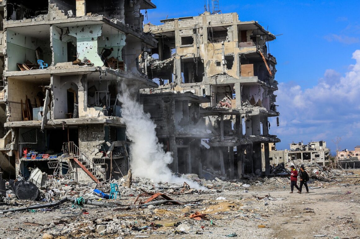 profimedia-0957308387.jpg Hamas va elibera sâmbătă patru OSTATICI israelieni. Este vorba de patru femei soldat din armata IDF